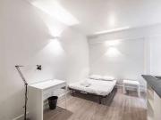 Studio à louer Porte Dauphine, Paris