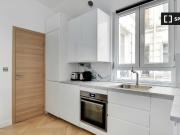 Studio à louer à Saint Philippe du Roule, Paris