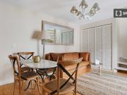 Studio à louer à Saint Thomas d'Aquin, Paris