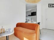 Studio à louer à Suresnes, Paris