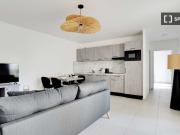 Studio à louer à Suresnes, Paris