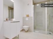 Studio à louer à Suresnes, Paris