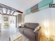 Studio à louer aux Arts et Métiers, Paris