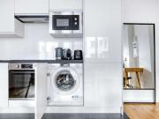 Studio à louer aux Champs Élysées, Paris