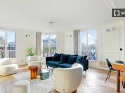 Studio à louer aux Halles, Paris