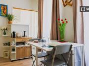 Studio à louer dans le 11ème Arrondissement, Paris