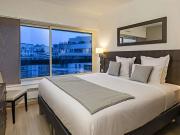 Studio à louer Faubourg de l'Arche, Paris