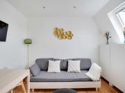 Studio à louer Porte Dauphine, Paris