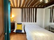 Studio à Paris Notre dame with great view!, Paris...