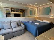 Studio à venda e locação mobiliado e reformado Embaré...