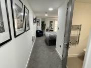 Studio Apartment 800pcm Wifi & Water included