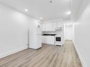 Studio Apartment for Rent at 3965 Rue Bélanger #B1,...