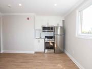 Studio Apartment for Rent at 81 Empire St, Welland, ON...