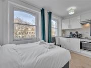 Studio apartment for rent in Beaufort Gardens, London, SW3
