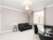 Studio apartment for rent in Belsize Grove, London, NW3