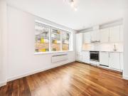 Studio apartment for rent in Berwick Street, London, W1F