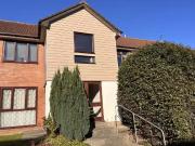 Studio apartment for rent in Bicknell Gardens, Yeovil,...