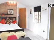 Studio apartment for rent in Killiney, Dublin