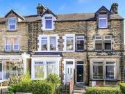 Studio apartment for rent in Mayfield Grove Harrogate...