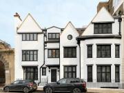 Studio Apartment For Sale In London