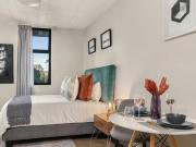 Studio apartment in Auckland Park