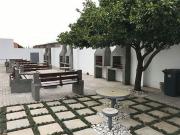 Studio Apartment in Kew