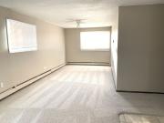 Studio Apartment in Riverside Meadows!