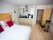 Studio Apartment.Short Term Let All Bills Included