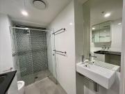 Studio Apartments on Waymouth