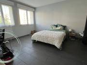 STUDIO AVEC CAVE ET GARAGE