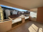 STUDIO AVEC COIN NUIT + GARAGE NICE EST