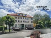 Studio avec encadrement