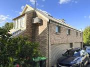 Studio Beach Apartment Moore St