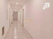 Studio com 1 dormitório para alugar, 25 m² por R$...