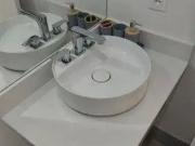 Studio com 1 dormitório para alugar, 26 m² por R$...