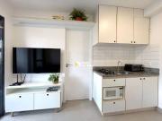 Studio com 1 dormitório para alugar, 26 m² por R$...