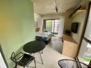 Studio com 1 dormitório para alugar, 33 m² por R$...