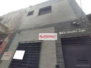 Studio com 1 dormitório para alugar, 40 m² por R$...