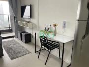 Studio com 1 dormitório para alugar, 26 m² por R$...