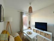 Studio de 18 m2 avec terrasse et garage fermé secteur...