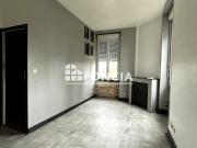 Studio de 26,32 m² à rénover dans petite copropriété