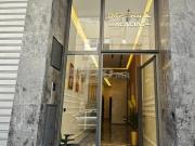 Studio de 39m avec 47m terrasse a coté Ghandi