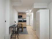 Studio entier à Paris