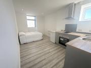Studio Flat available for Rent in Luton, LU4!