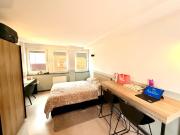 Studio flat available for takeover Stockwell