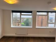 Studio Flat, Ballards Lane, N3