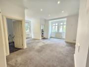 Studio Flat, Barry Road, SE22