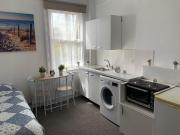 Studio Flat, Bowes Road, N13