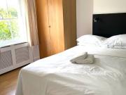 Studio Flat, Cartwright Gardens, WC1H