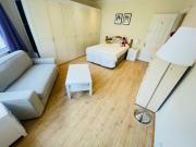 Studio Flat, Clifton Gardens, NW11